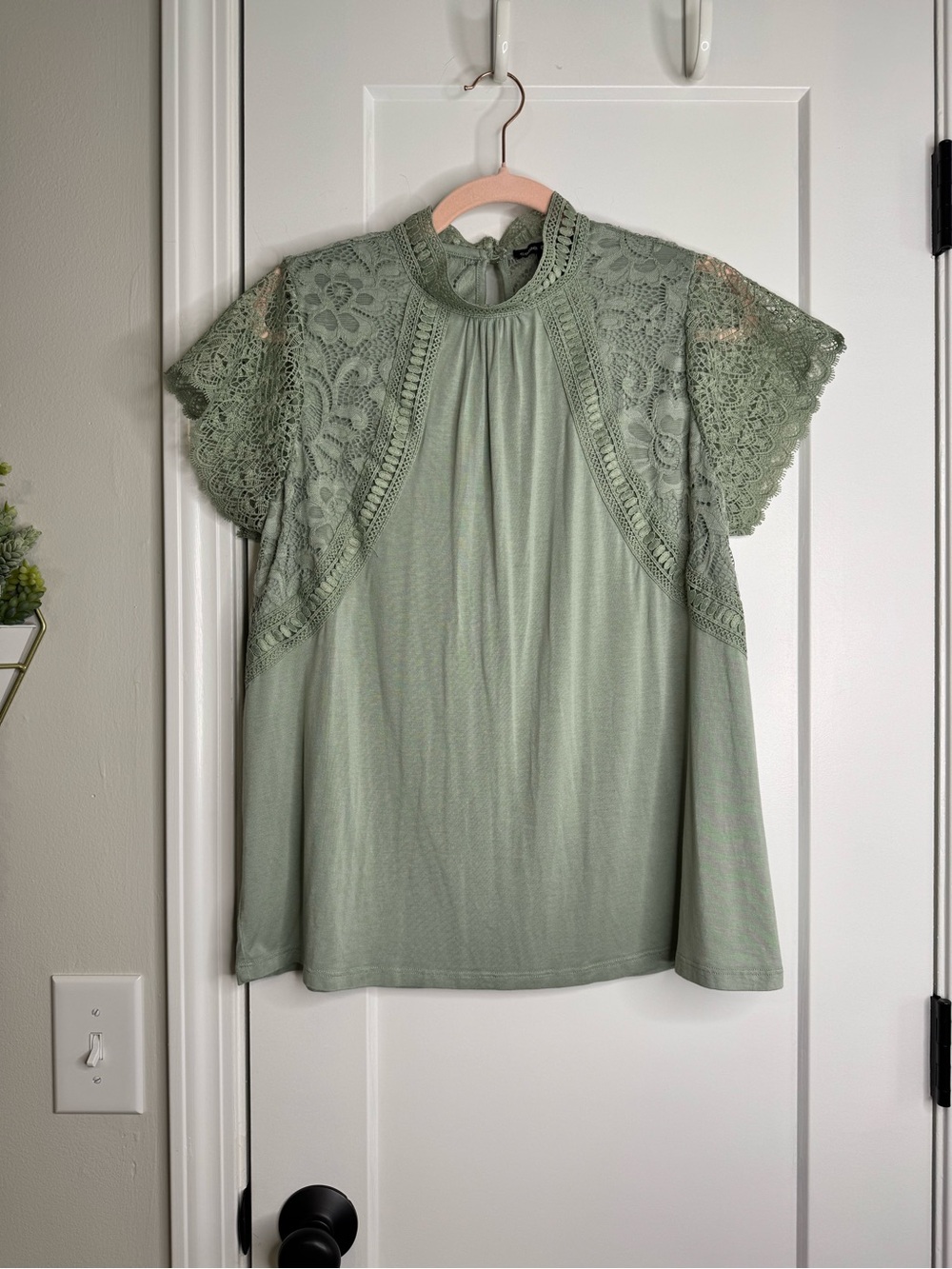 Cable & Gauge Sage Top